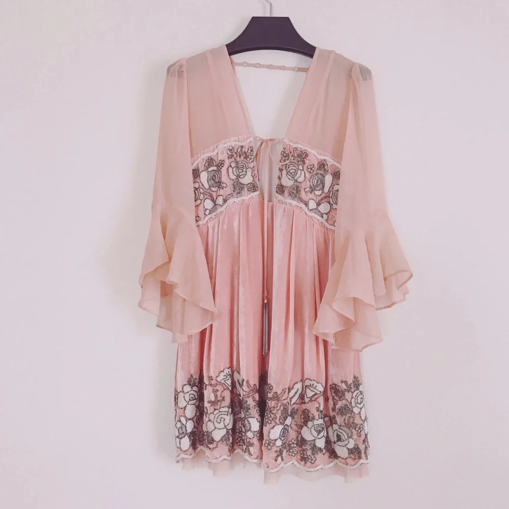 Free People Gemmas Limited Edition Holiday Dress Size Small - Embroidered Mini 🌸 - Picture 3 of 5